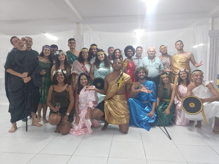 Peça teatral realizada pela turma de administração.