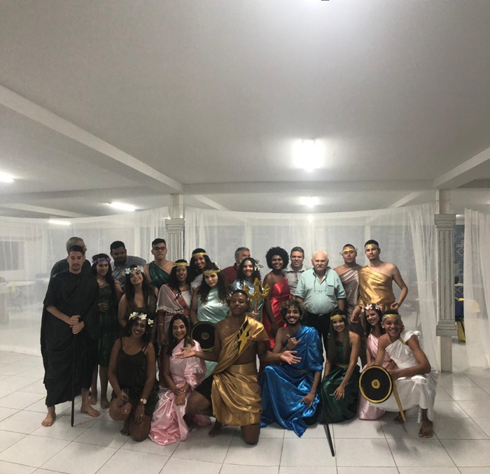 Peça teatral realizada pela turma de administração.