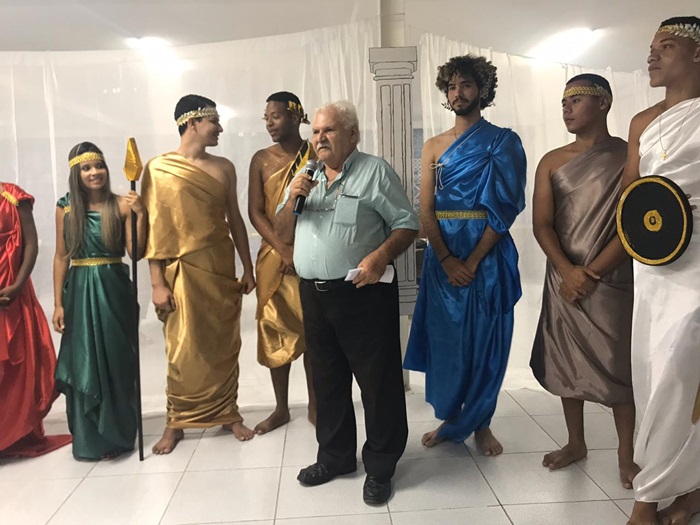 Peça teatral realizada pela turma de administração.